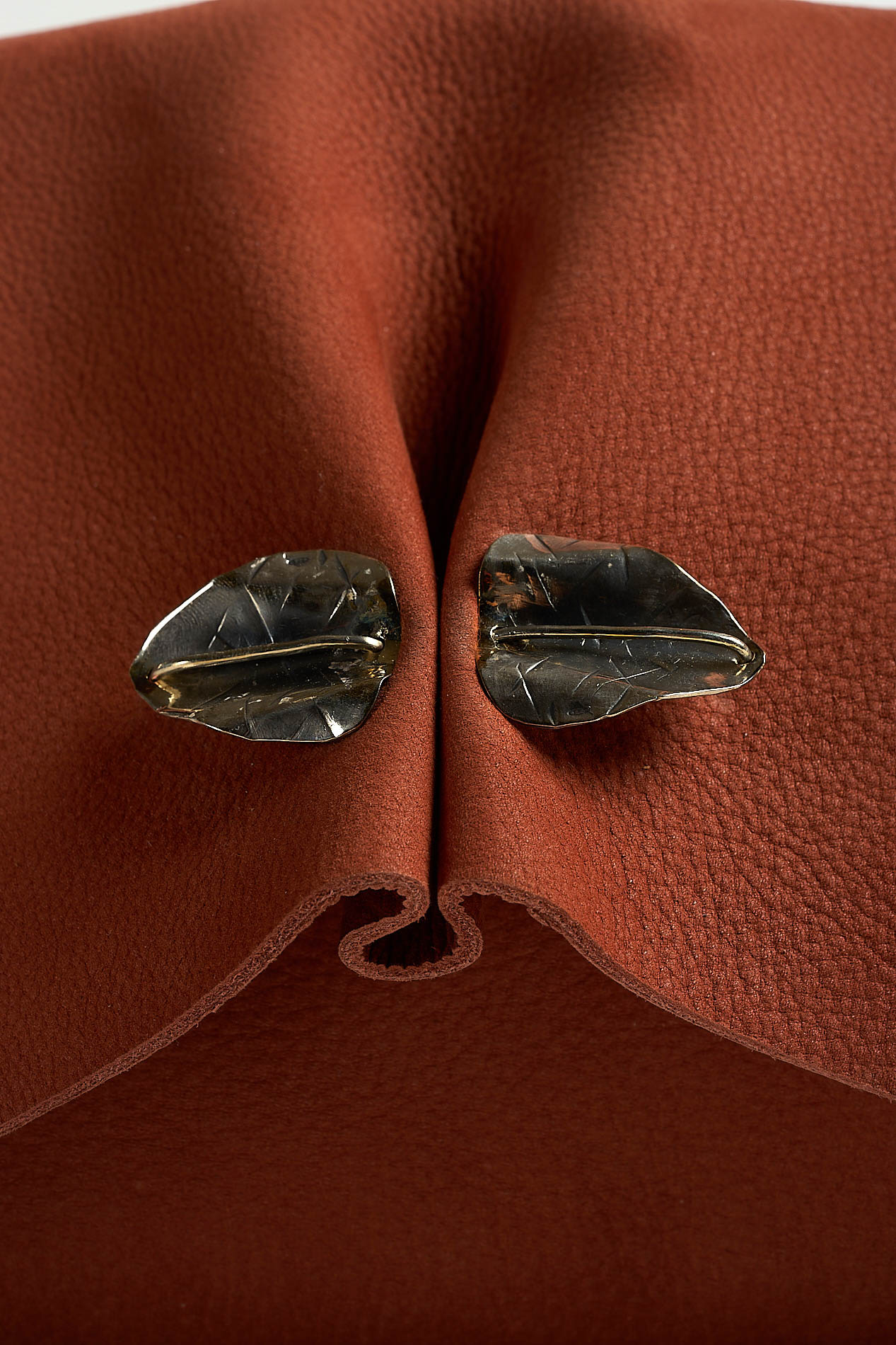 daniele basta leather and silver bags - DETAIL